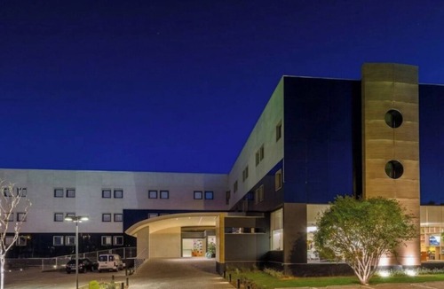 Marilia Hotel | A Beautifully Designed Stay for Business and Leisure Travelers | Free Breakfast