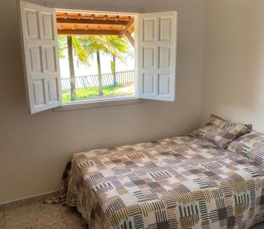 Prado House | A casa amarela