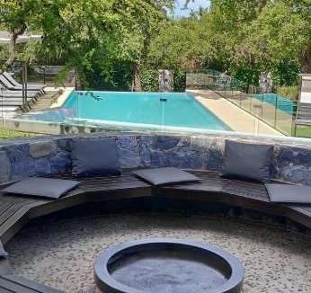 Merlo Hotel | A Hotel Decosuites