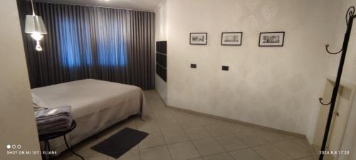 Bairro Alto House | A melhor acomodação entre Pinhais e Curitiba - quarto para até O4 pessoas em casa com garagem