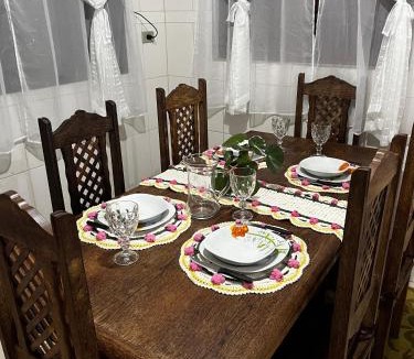 Vila Britania House | Aconchego da Jô - Experiência Aconchegante na Serra de Campos do Jordão