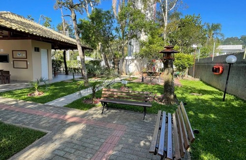 Vargem do Bom Jesus Apartment | Aconchego e praticidade Apê com lazer e segurança