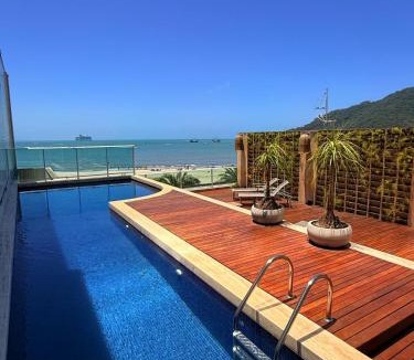 Centro Apartment | Acqua Apto 102 BC Márcia · Penthouse Barra sul Frente Mar Piscina Private
