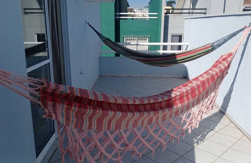 Novo Mundo House | AgroLove Triplex near Shopping Palladium, barbecue area and parking.