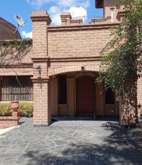 Vaqueros Hotel | Alojamiento Los Amigos