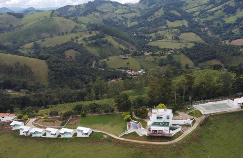 Corrego do Bom Jesus Hotel | Alta Vista Pousada Boutique