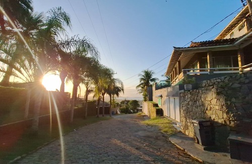 Buzios House | Alto de Geribá | Swimming pool, sauna and barbecue area