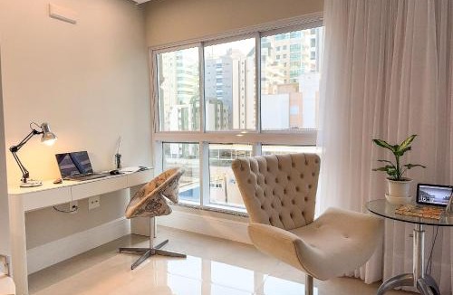 Itapema Apartment | Alto Padrão, 3 Suítes A/C, 3 Vagas, Pé na Areia