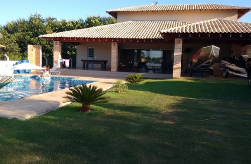 Mendonca House | Alugue Lindo Rancho no Terras da Barra