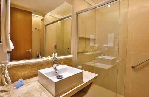Anapolis Hotel | Anápolis Adventures Start Here at This Central City Stay l Pet-friendly