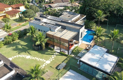 Frade Villa | Ang045 - Large Villa with Pool in Porto Frade