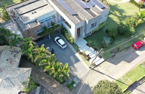 Frade Villa | Ang045 - Large Villa with Pool in Porto Frade