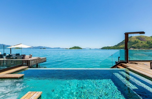 Mombaca Villa | Ang064 - Luxury oceanfront villa in Angra os Reis