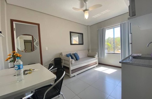 Ingleses do Rio Vermelho Apartment | Apartment with two bedrooms and two bathrooms 70m from the sea