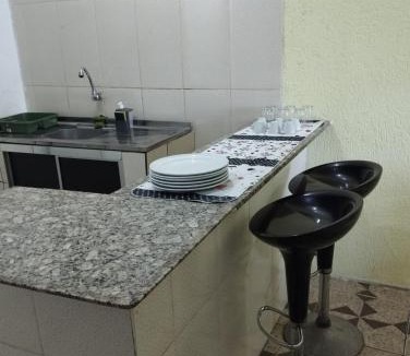 Zona Norte Apartment | Apartamento 02 Jardim Peri Quarto Cozinha Banheiro