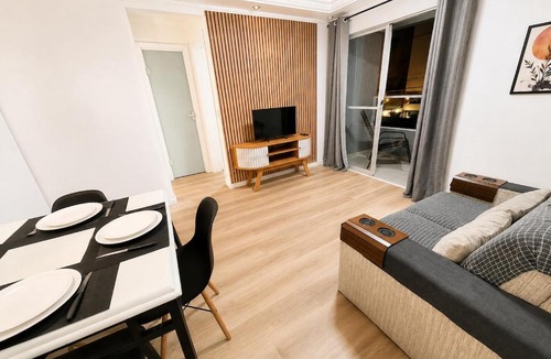 Zona Leste Apartment | Apartamento 2 dorms próximo a UFABC e CPTM