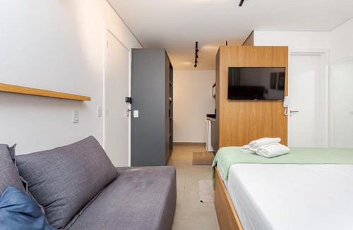 Cristo Rei Apartment | Apartamento 206 - Eixo · Studio completo px Jd Botânico | Enxoval + A/C 4p
