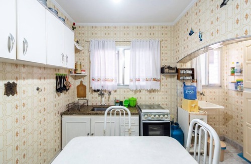 Canto do Forte Apartment | Apartamento a 550 m da praia com Wi-Fi e Garagem