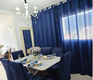 Muquem Apartment | Apartamento completo para 4 pessoas, Conforto e Estilo