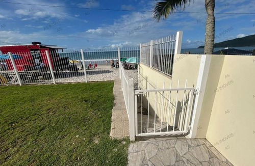 Ingleses Sul Apartment | Apartamento dois quartos frente à praia