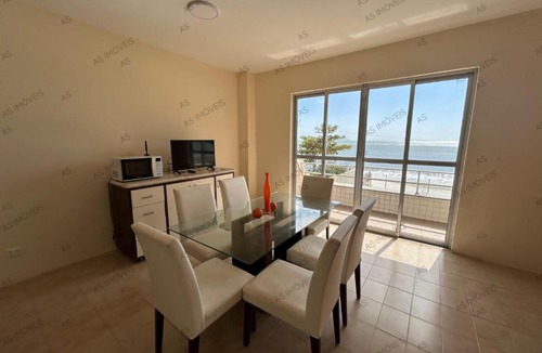 Ingleses Sul Apartment | Apartamento dois quartos frente à praia