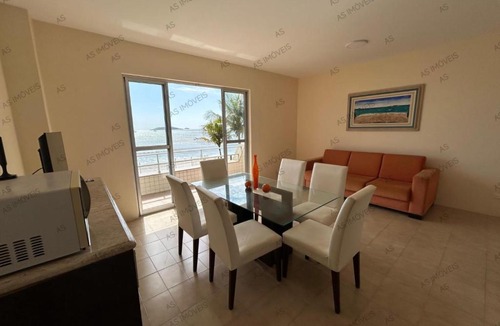Ingleses Sul Apartment | Apartamento dois quartos frente à praia
