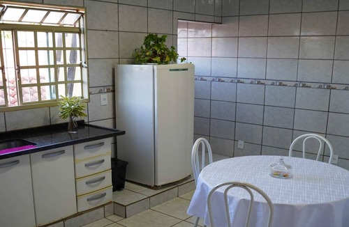 Delfinopolis Apartment | Apartamento em Delfinopolis com Ar Condicionado