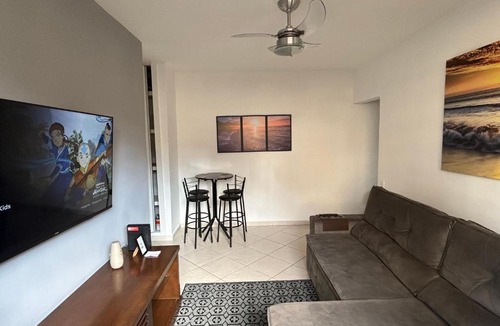 Embare Apartment | Apartamento Excepcional 50 metros da praia, melhor avaliado na categoria 9,7 com estacionamento no local
