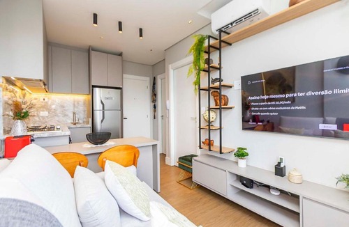 Bigorrilho Apartment | Apartamento Premium c/vaga em Região Nobre-TEM0808