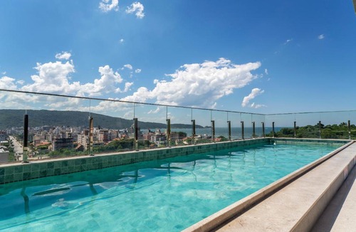 Ze Amandio Apartment | Apartamento Vista Mar, com Piscina Aquecida e Jacuzzi