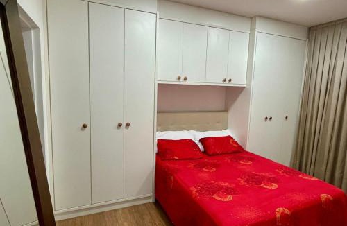Tabuleiro Apartment | Apartment 2 km from the beach with an en-suite and garage