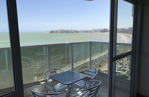 Praia do Morro Apartment | Apartment 702A, balcony facing Avenida Beira Mar 988, Praia do Morro, 3 bedrooms, 3 bathrooms, 2 parking spaces.