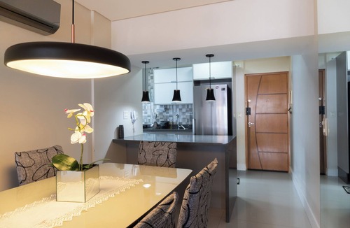 Mirim Apartment | Apartment facing the sea, 60 meters from the beach. Air conditioning and safety netting throughout.
