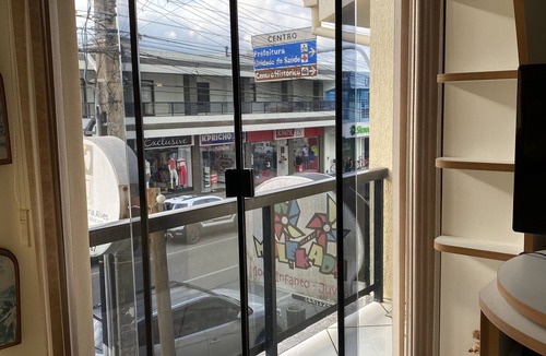 Garopaba Apartment | Apartment facing the street with a balcony on the main road of Garopaba.