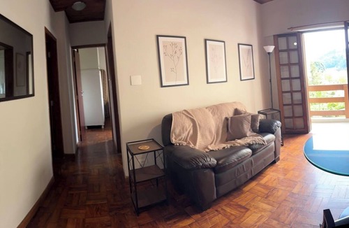 Vila Iara Apartment | Apartment in the Tourist Center with 24-hour Reception/Concierge