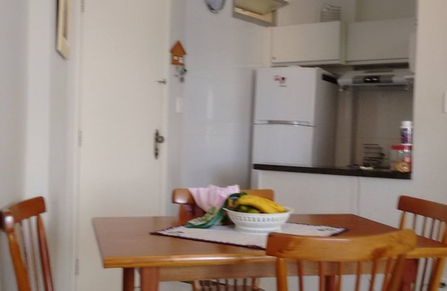 Pitangueiras Apartment | Apartment in Guaruja, Flat