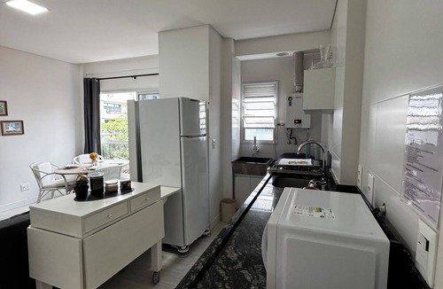 Canasvieiras Apartment | Apartment in Jurerê, just 100 meters from the beach.