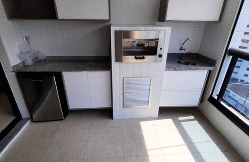 Barra Funda Apartment | Apartment in Pitangueiras 3dorms with gourmet balcony + daily cleaning + beach service