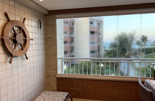 Porto das Dunas Apartment | Apartment in Porto das Dunas: Beach Park is right next door and practically on the sand!