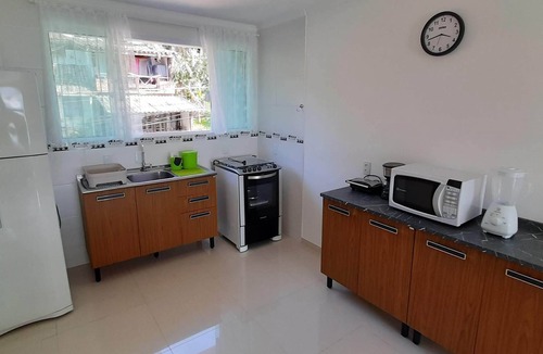 Centro Apartment | Apartment with beautiful sea view in Bombinhas