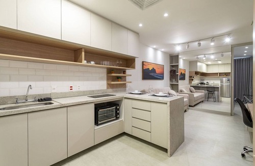 Laranjeiras Apartment | Apê with pool and gym: Metro 350m
