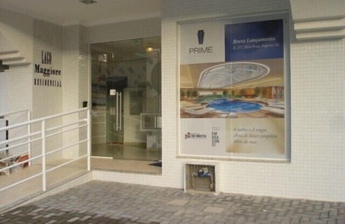 Andorinha Apartment | Apt. cover with great views of the sea front promenade, center.(See rates).