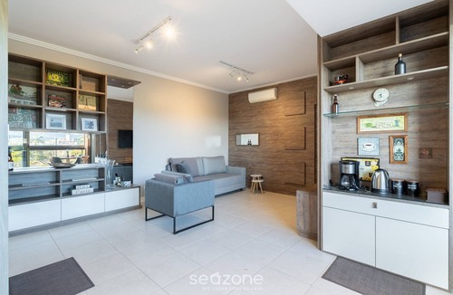 Ponta das Canas Apartment | Apt w/Gourmet Balcony 300m From Beach Cms0202