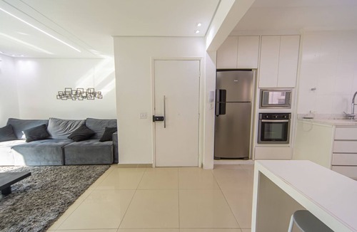 Pitangueiras Apartment | Apto com 2 vagas e Churrasqueira a 200m da Praia