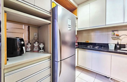 Barra Apartment | Apto com 3 quartos, Ar e Wi-Fi a 100m da Praia