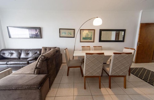 Caicara Apartment | Apto com Varanda e Vista Mar para 6 em Vila Caiçara