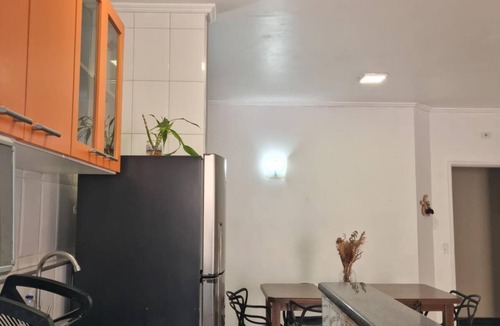 Toninhas Apartment | Apto Confortável em Ubatuba a 4 Min da Praia das Toninhas com Wi-Fi e Garagem
