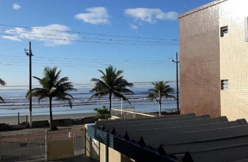 Mongagua Apartment | Apto em Prédio Frente pro Mar com WiFi 2 Qtos Garagem MongaguáSP