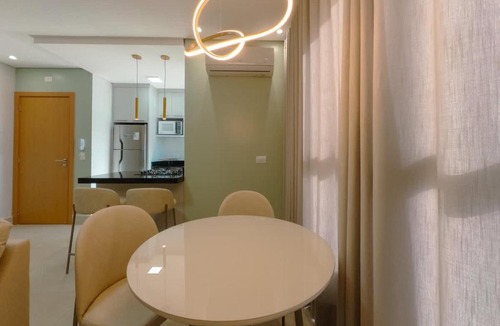 Zona 01 Apartment | Apto Moderno no Centro de Maringa - TV302