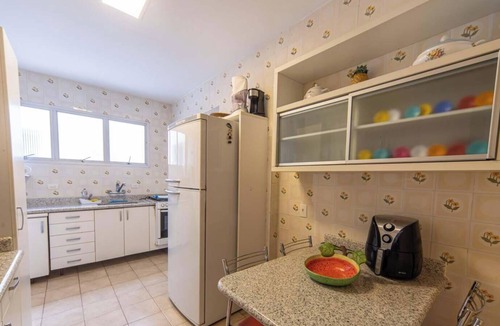 Asturias Apartment | Apto no Guaruja com Piscina e Vista para o Mar